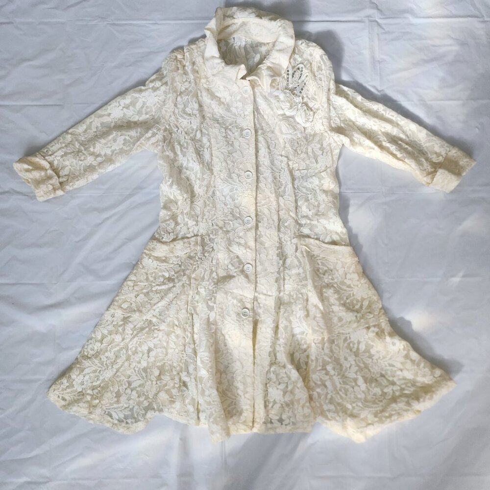 Heirloom 3/4 Sleeve Ivory Lace Top Coat